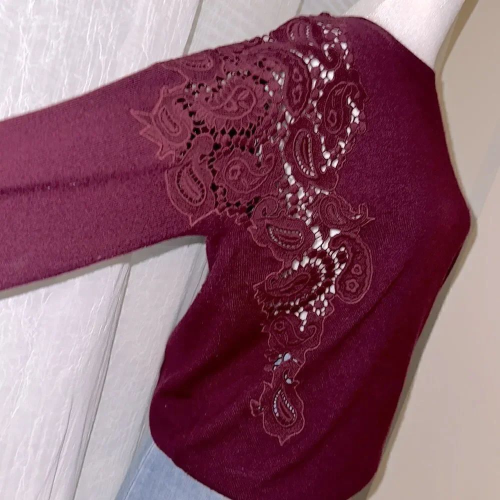 Ted Baker 3 M Tae Burgundy Scoop Neck Merino Wool Shoulder Lace KnitโSweater - Picture 11 of 15